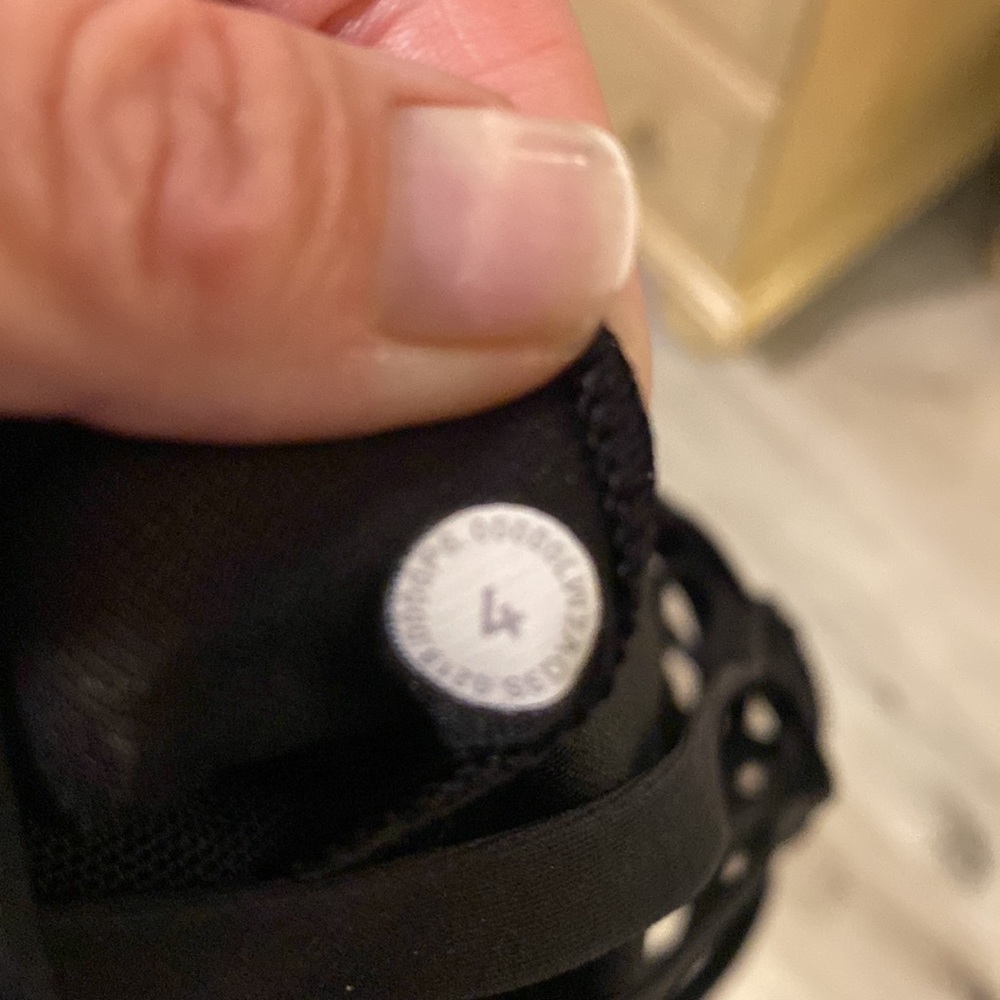 Lululemon Free To Be Moved Bra - Picture 3 of 6